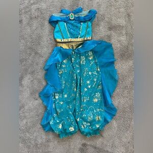 Disney girls Jasmine costume - size 7/8 - great condition!